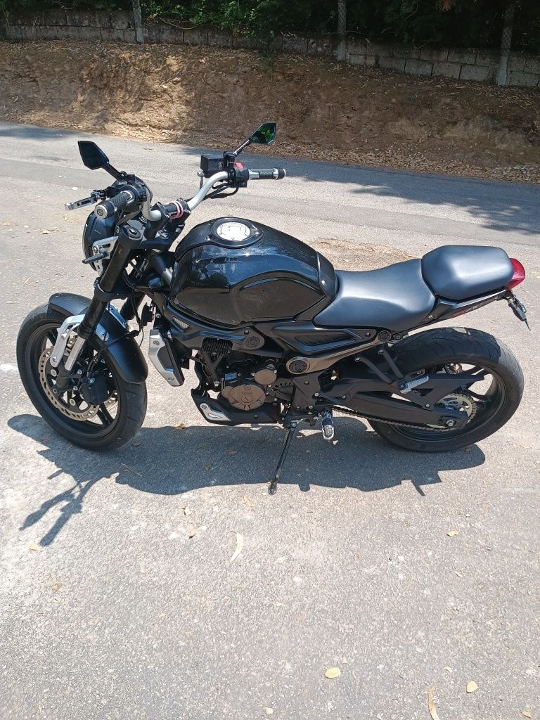 Voge AC300 ingeçao