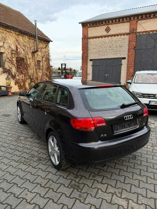 Audi A3 8P Sportback 1.6 FSI
