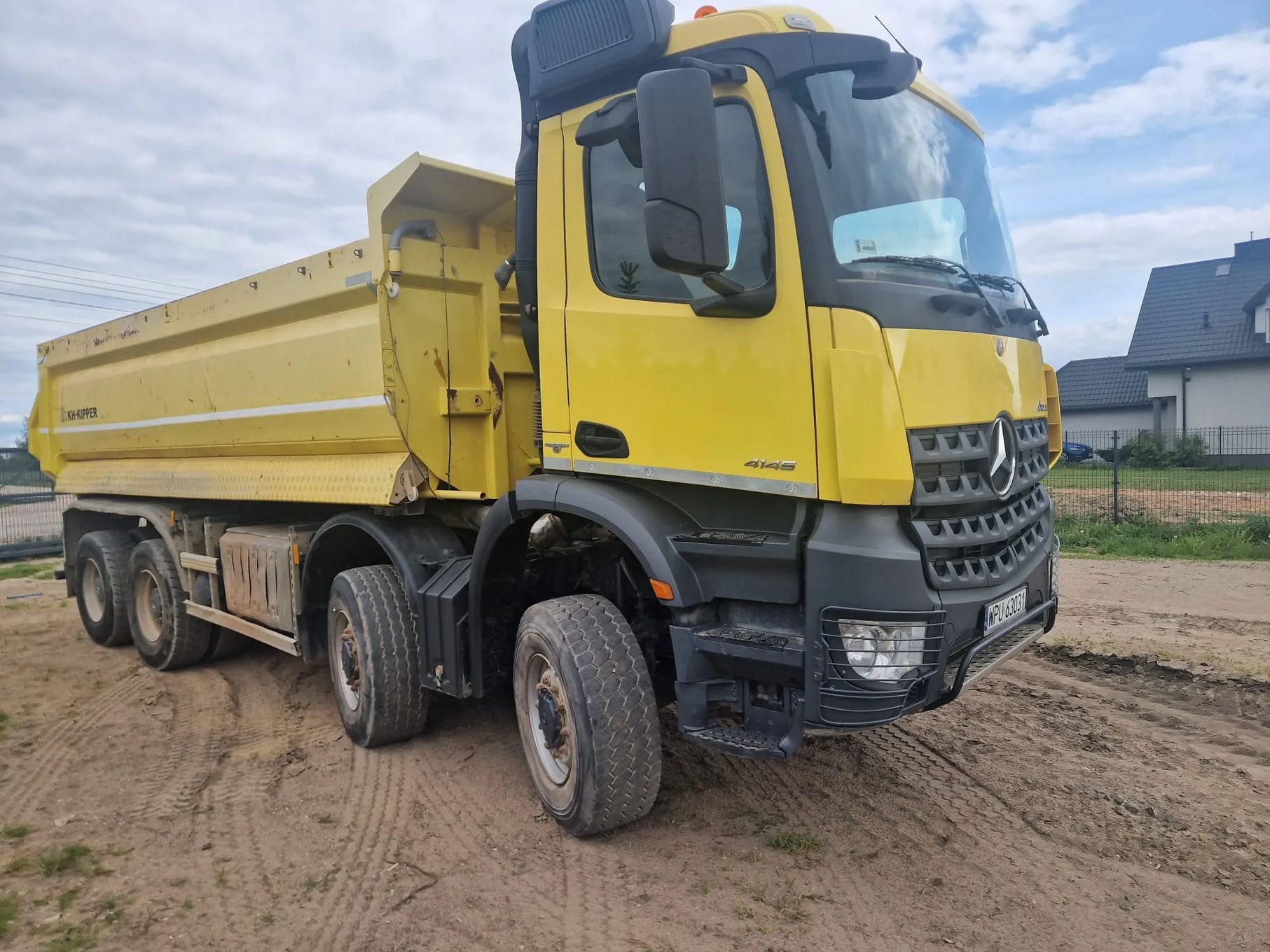 Mercedes-Benz AROCS  Mercedes AROCS 8x8 samochód ciężarowy wywrotka BARDZO NISKI PRZEBIEG