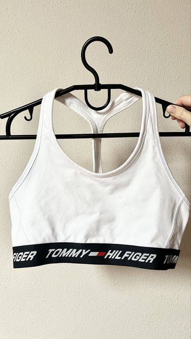 Белый топ Tommy Hilfiger