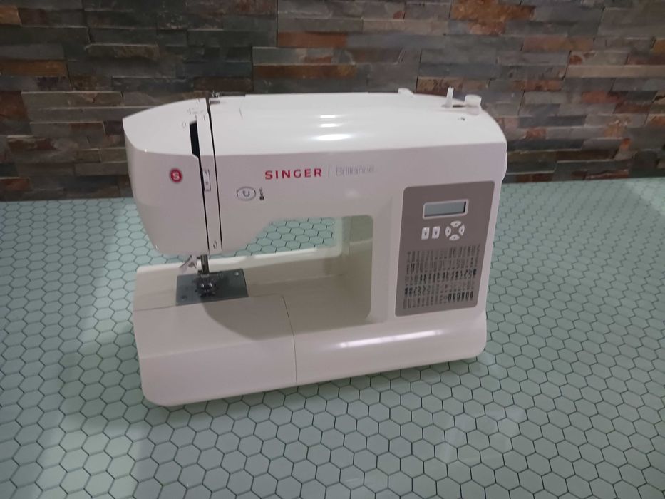 Máquina singer nova