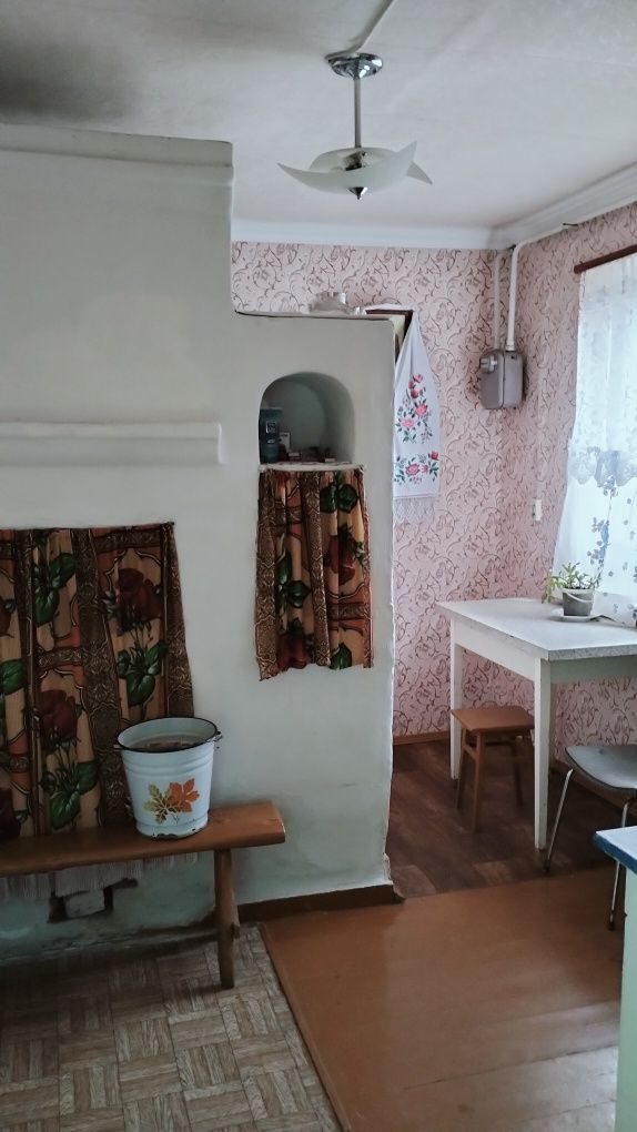 Продам 1/2 будинку с Савин (60 км від Києва)