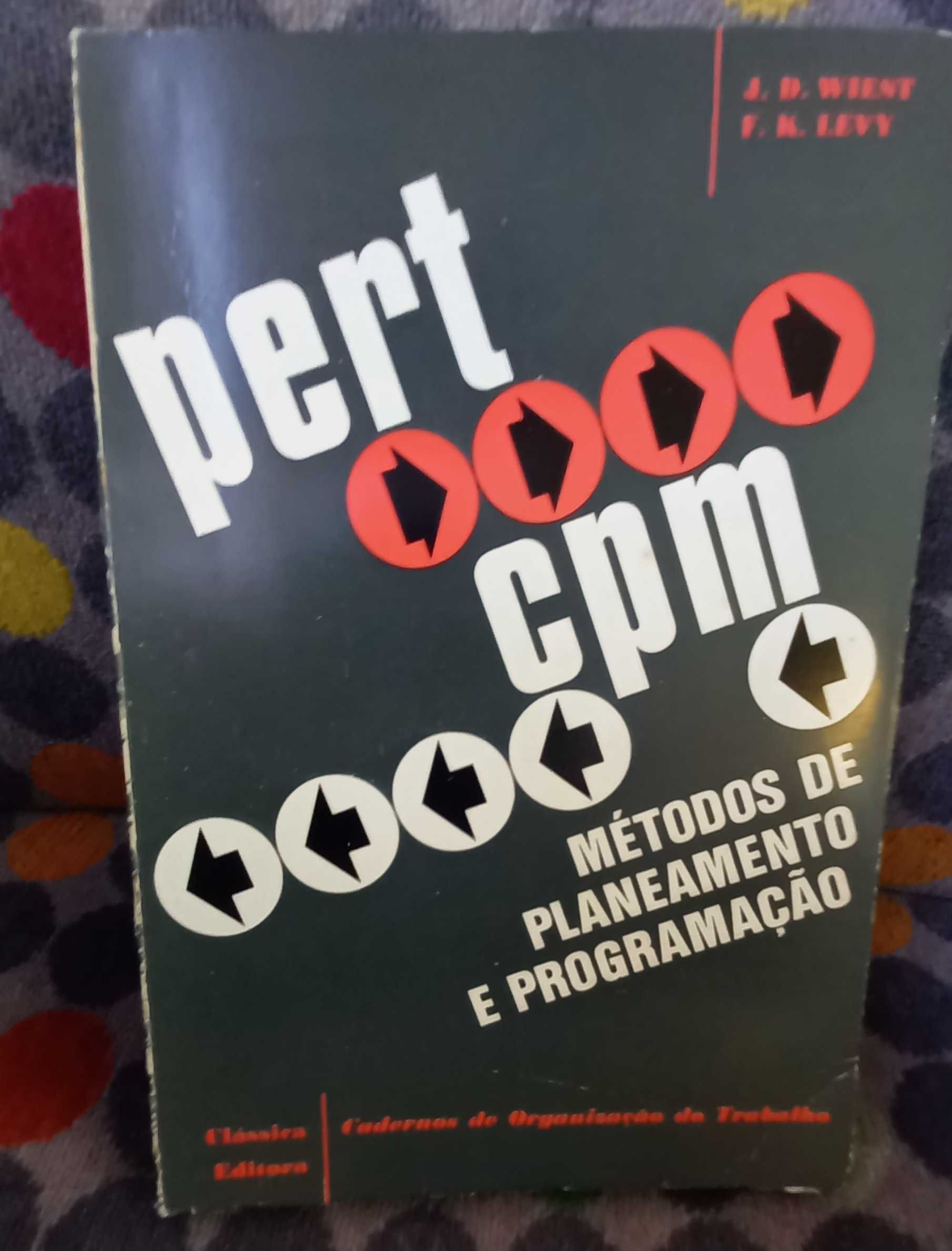 três livros sobre gestão da produção  PERT e CPM Just In Time baratos