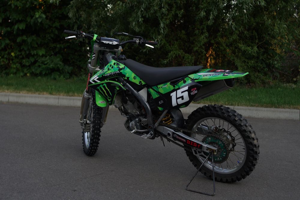 Kawasaki kx250f 2005p