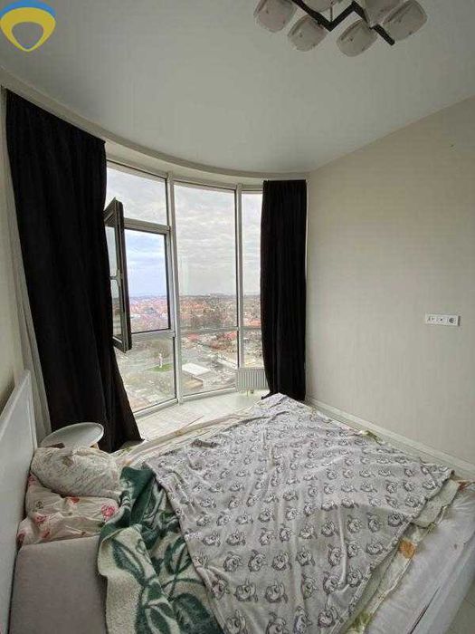 Продам 1 кімнатну квартиру в Перлині на Таїрова з видом на море