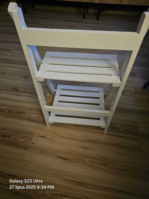 Drewniany regał  kwietnik drabinka biały