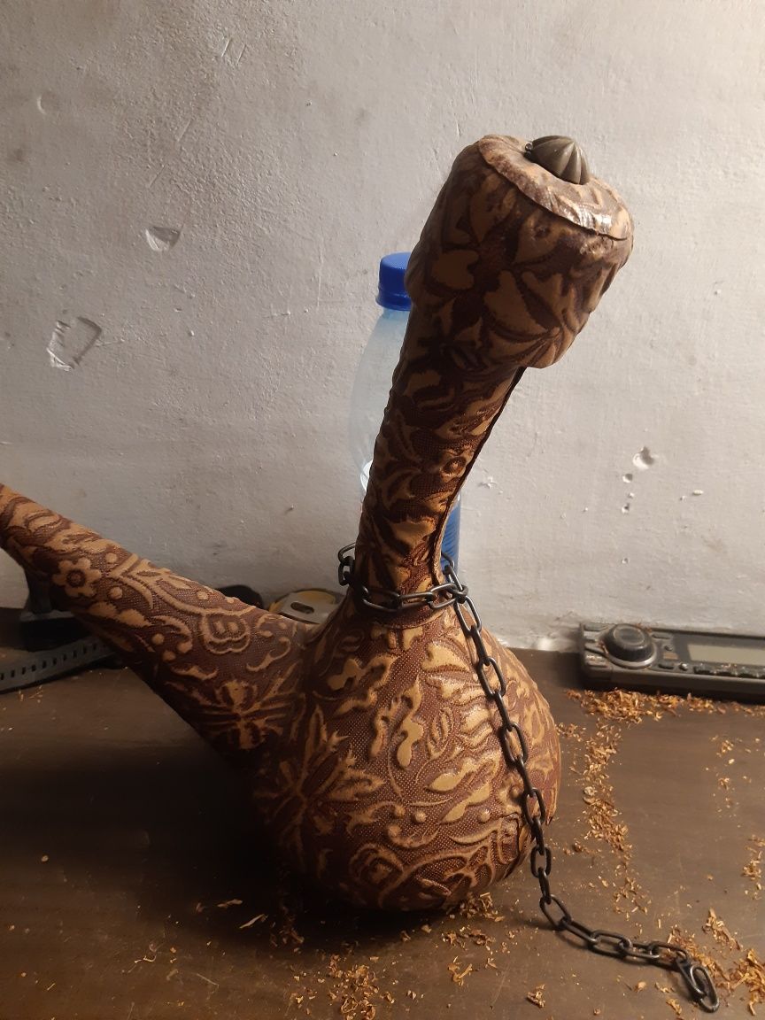 Drewniana artapa gitarka