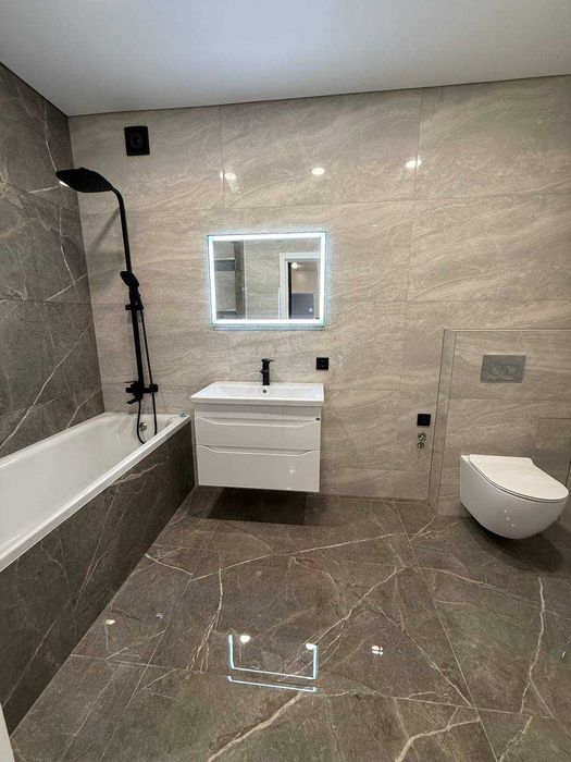 2к, Виставка, Рауш, здана НБ, дизайн.ремонт