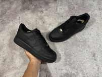 Кросівки Nike Air Force Black 40 розмір ідеал