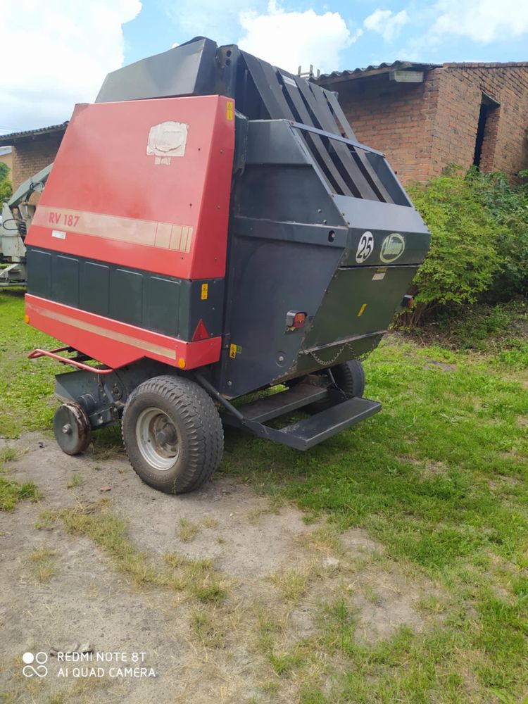Sprzedam prase vicon rv 187