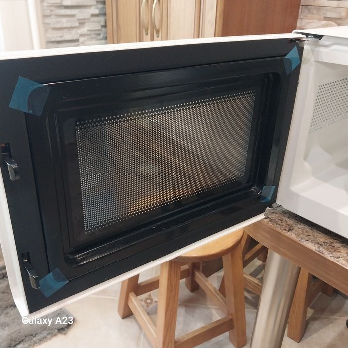 микроволновка без гриля (робоча)