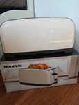 Toster taurus vintage crem