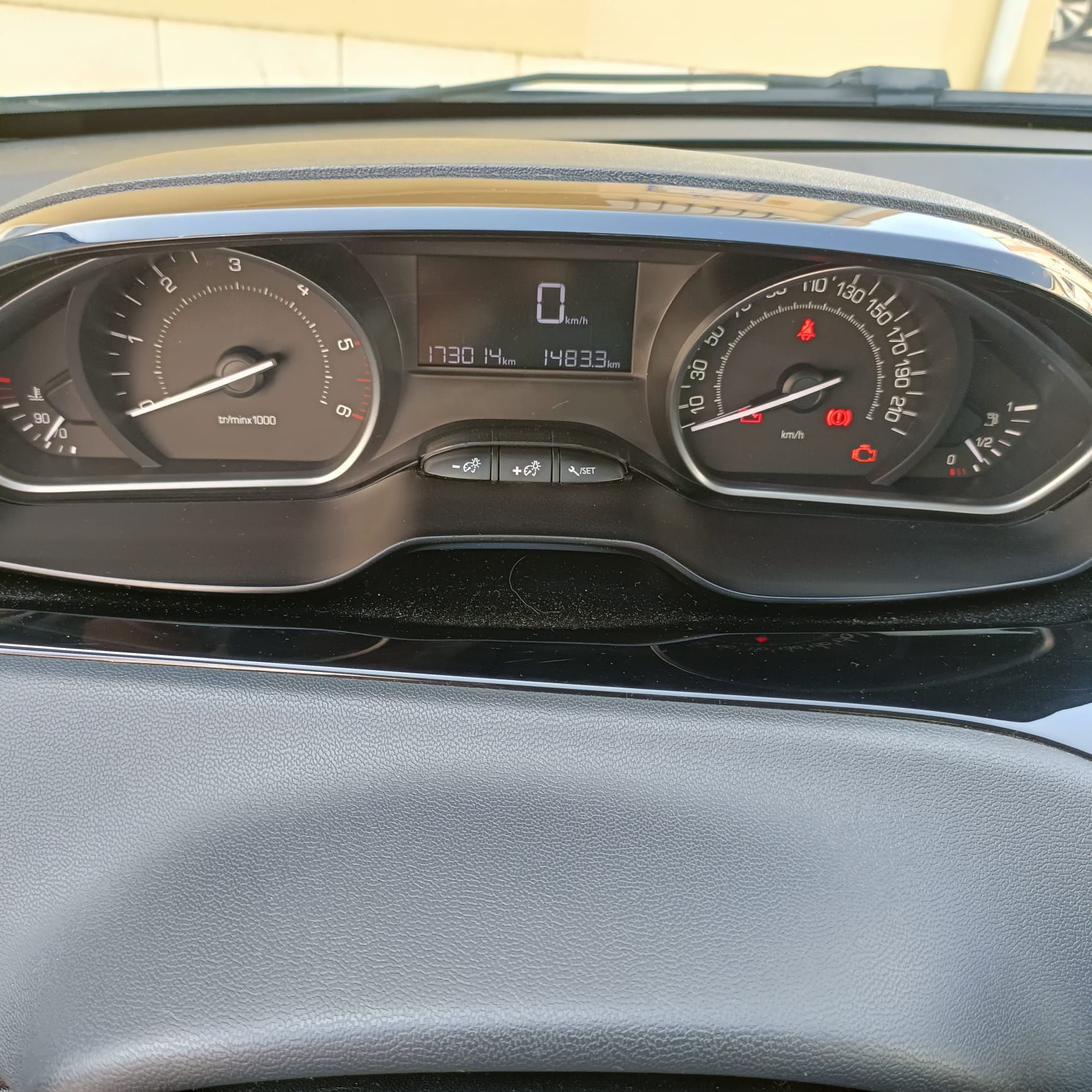 Peugeot 208 active 1.6