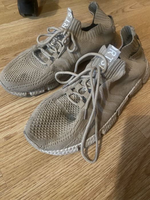 Кросівки легкі весна , осінь