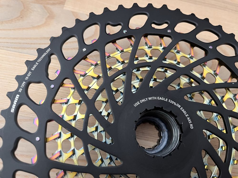 Sram xx1  xg 1299 rainbow 10 -52 naped  kaseta top naped petrol x01