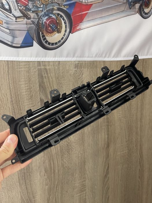 Дефлектор воздуховод Bmw f10 f11 клімат решітка вентиляції