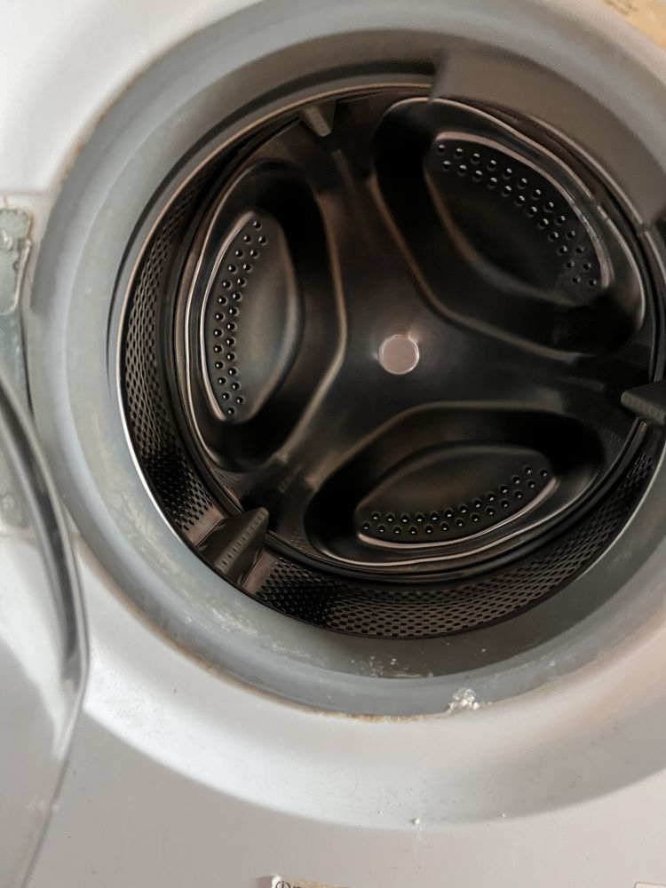 Pralko-suszarka indesit IWDC 71680- uszkodzona