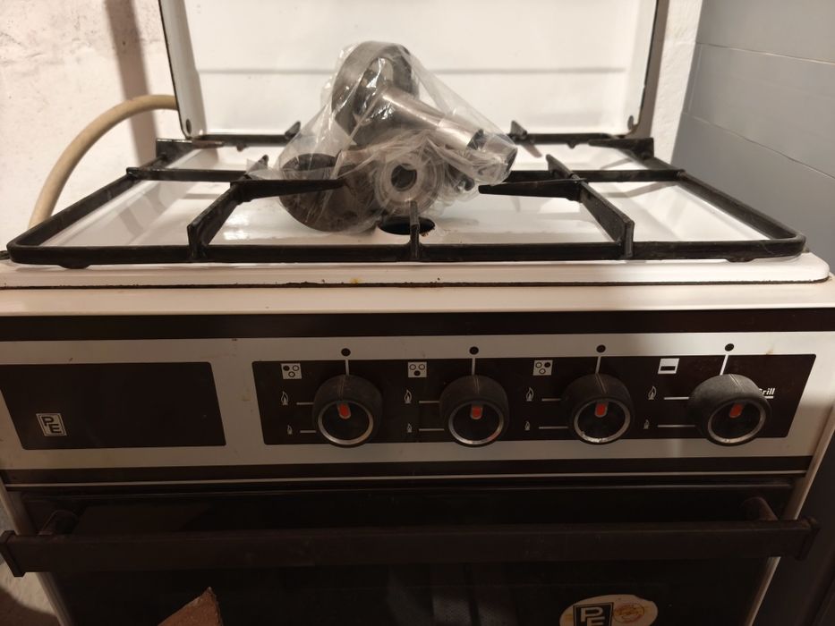 Fogão a gás 3 queimadores marca PE