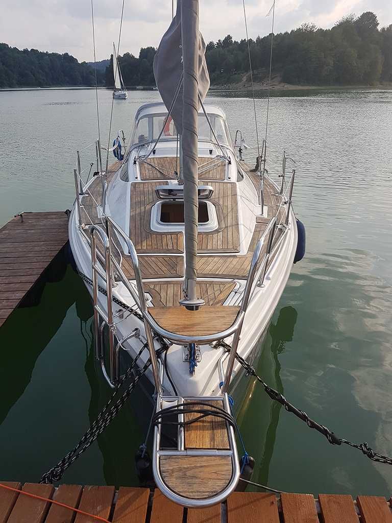 Antila 26 "Carpe diem" exclusive Czarter Jachtu nad Solina Polańczyk
