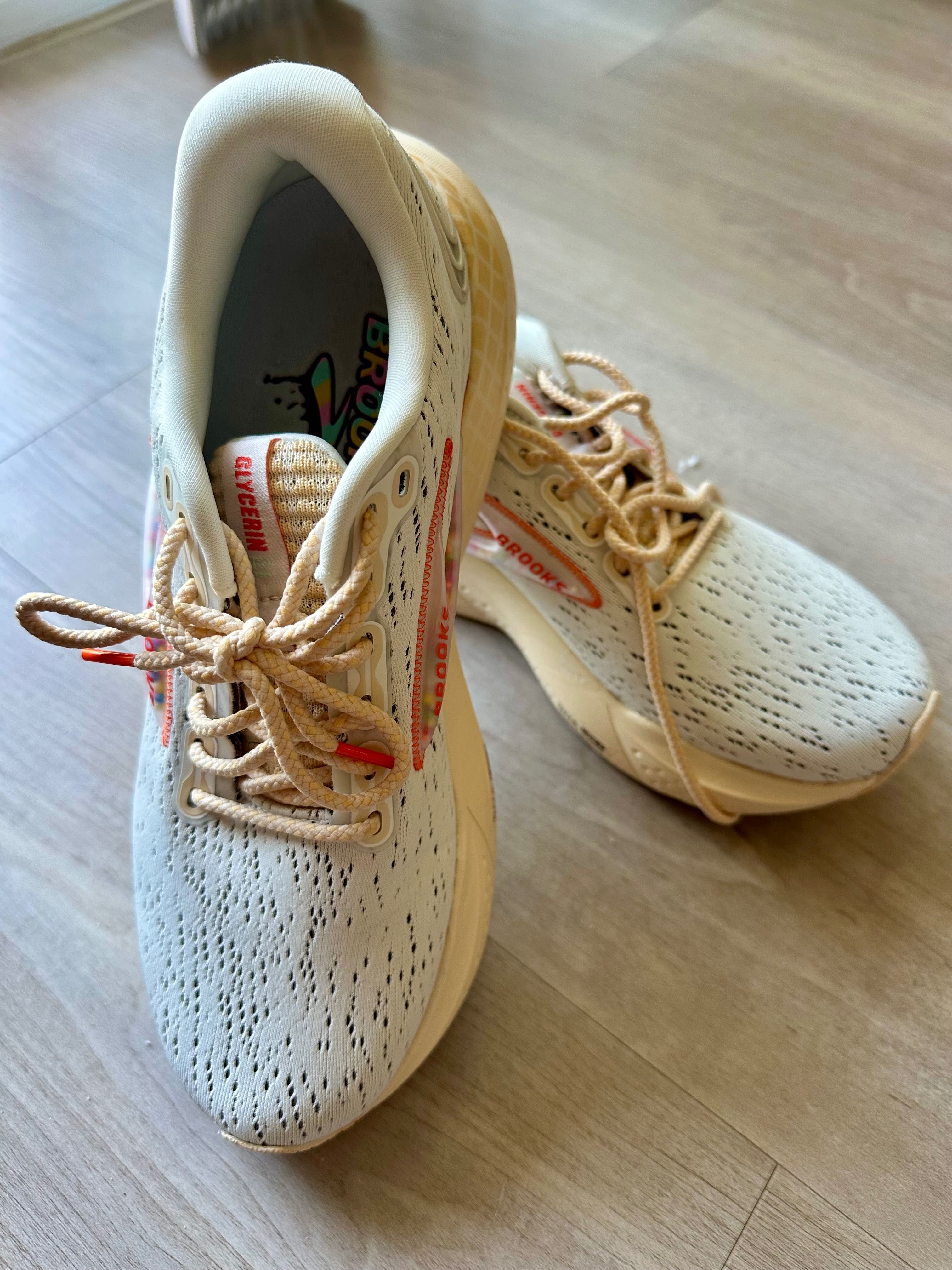 Кросівки Brooks Glycerin 21 Delicacy/Icy Pink/Prism