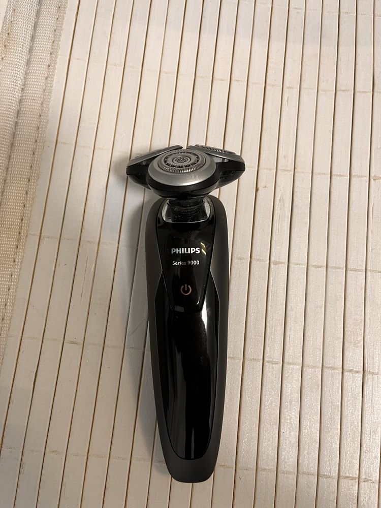 Golarka Phillips Series 9000