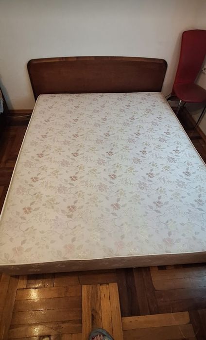 Ліжко лвоспальне з матрасом,доставлю бусом