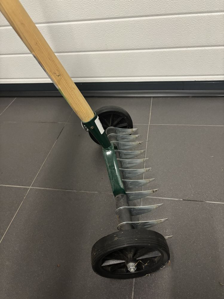 Wertykulator ręczny Geolia 43 cm