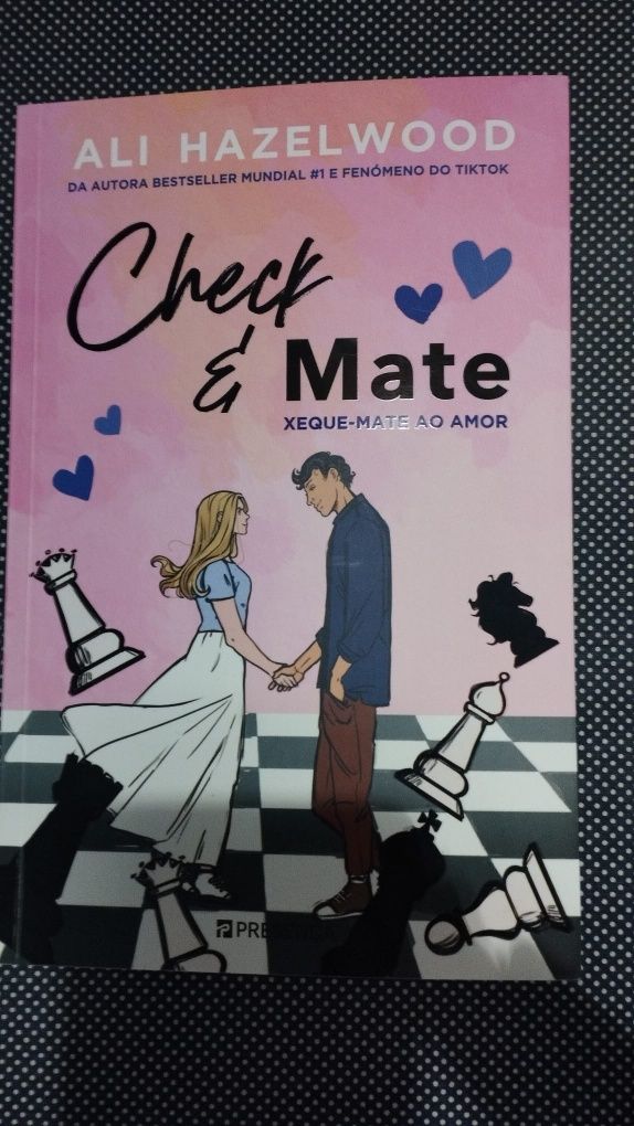 "Check & Mate" de Ali Hazelwood