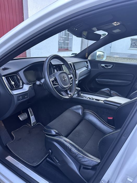 Volvo XC60 II  T5 R-design 2017 AWD