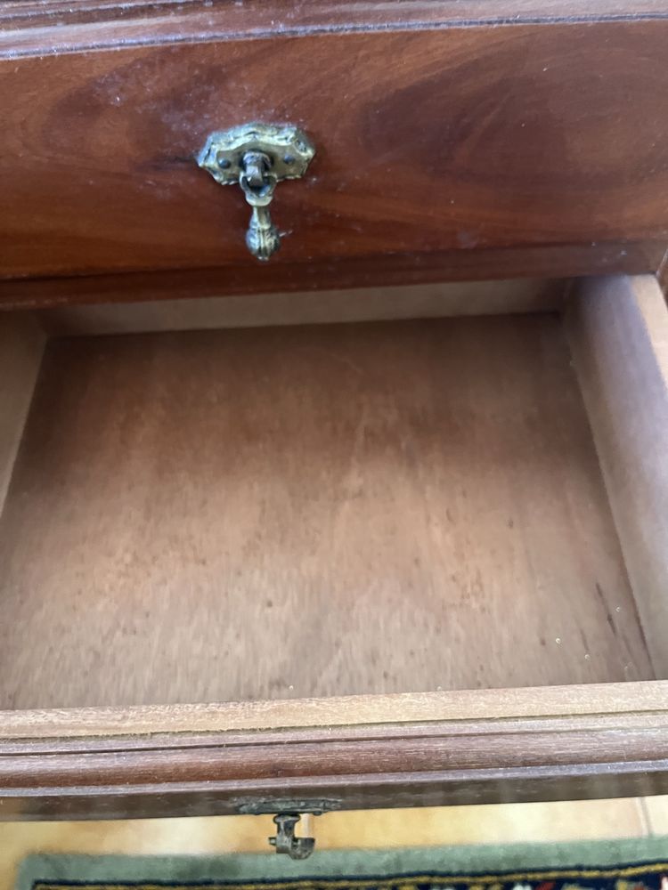 Conjunto cama e cabeceira