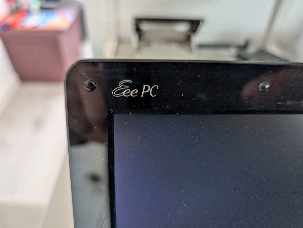 ASUS eee PC netbook