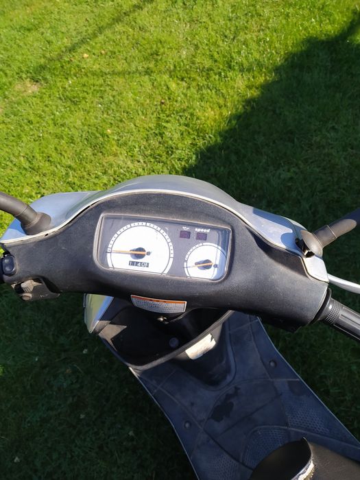 Продам скутер SUZUKI ZZ inch up sport