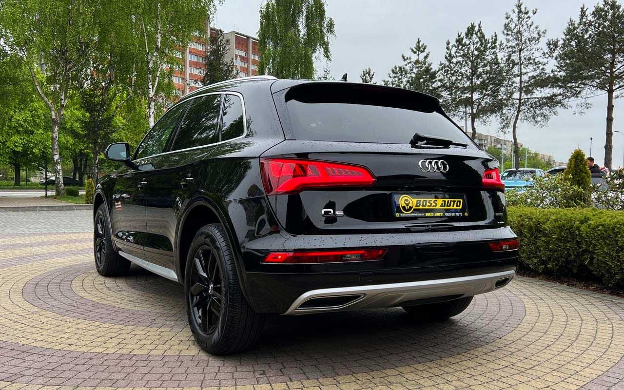 Audi Q5 Premium	2019