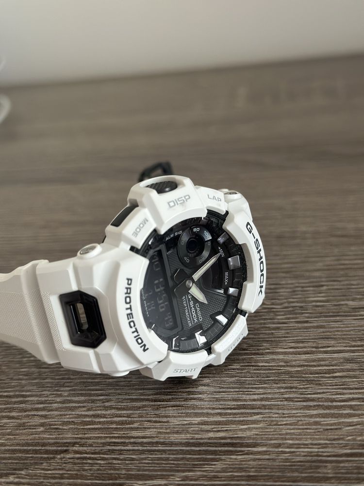 Casio G-SHOCK G-SQUAD GBA-900 Bluetooth Krokomierz