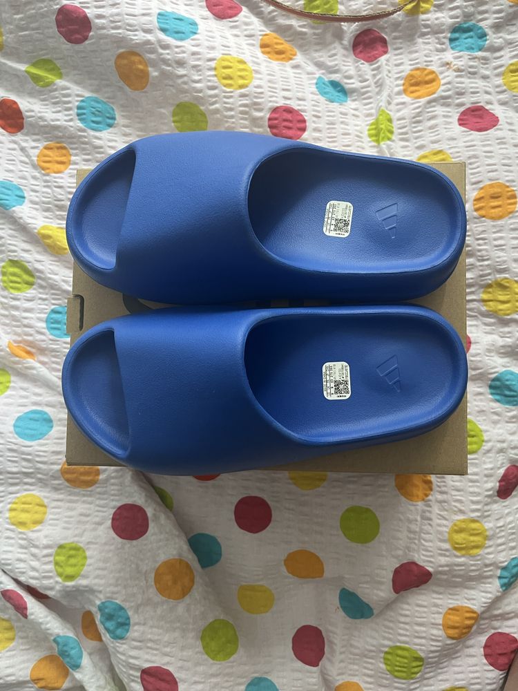 Yezzy slide azure 43