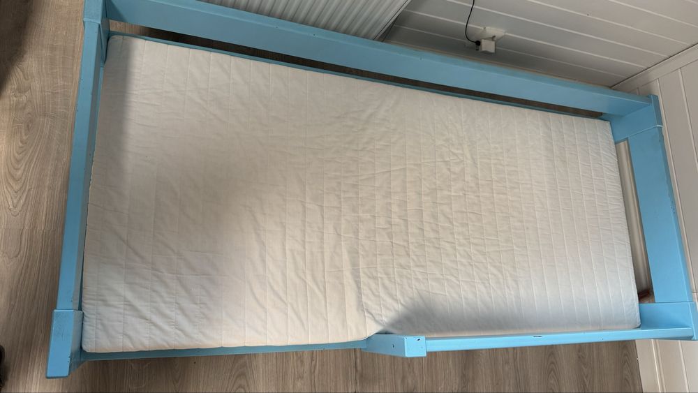 Łóżko dziecięce dla dziecka 160 x 70 cm z materacem i szufladą