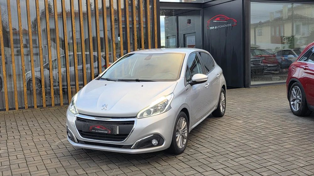 Peugeot 208 1.5 BlueHDi Signature