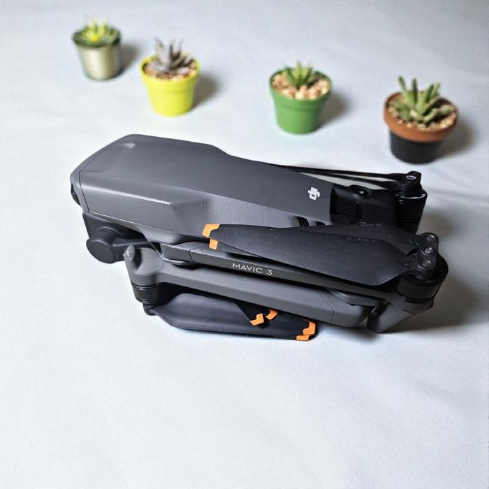 Идеальный Дрон DJI Mavic 3 + акб + пульт + лопасти + защита