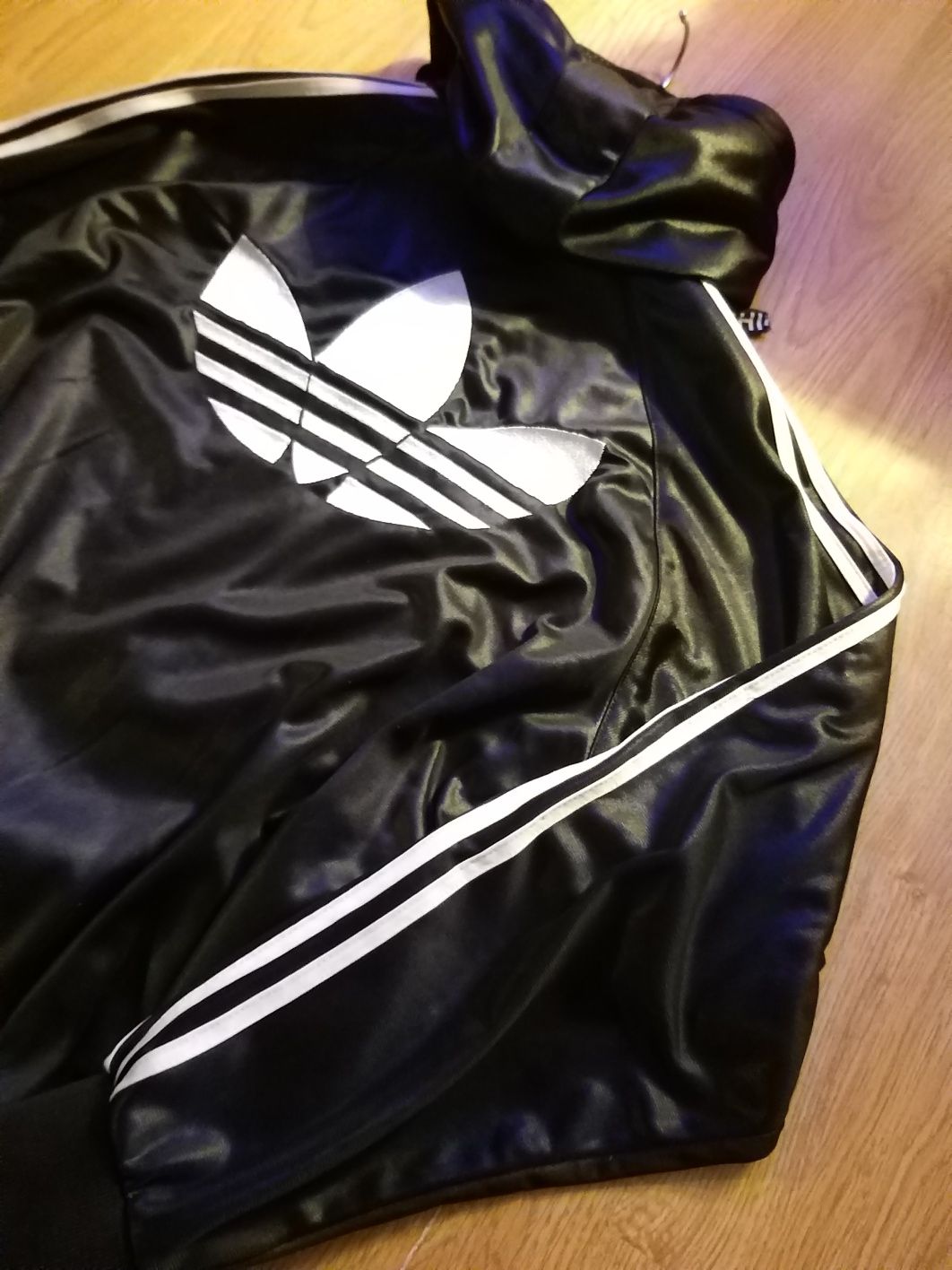 Bluza czarna Adidas logo