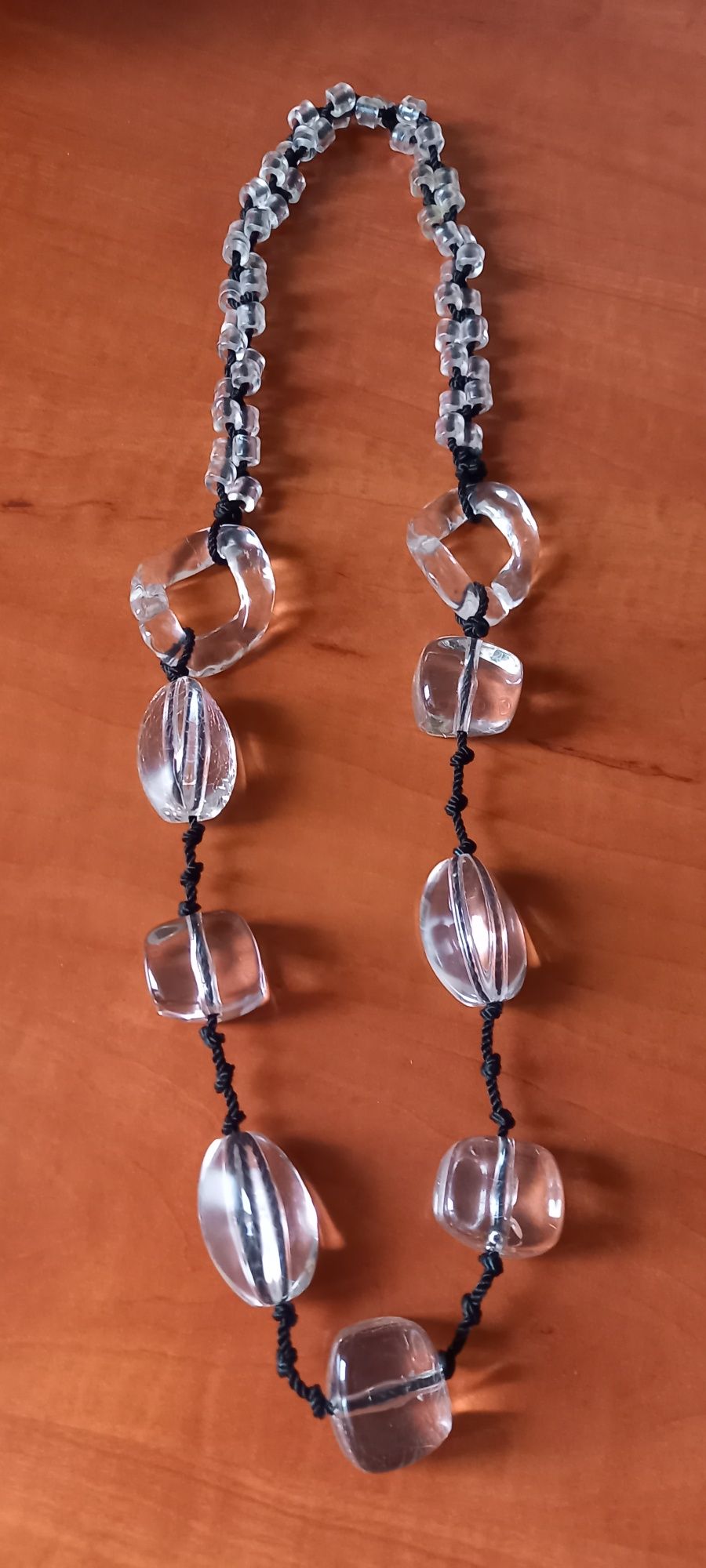 Plastikowe, przezroczyste, lekkie korale z firmy Solar