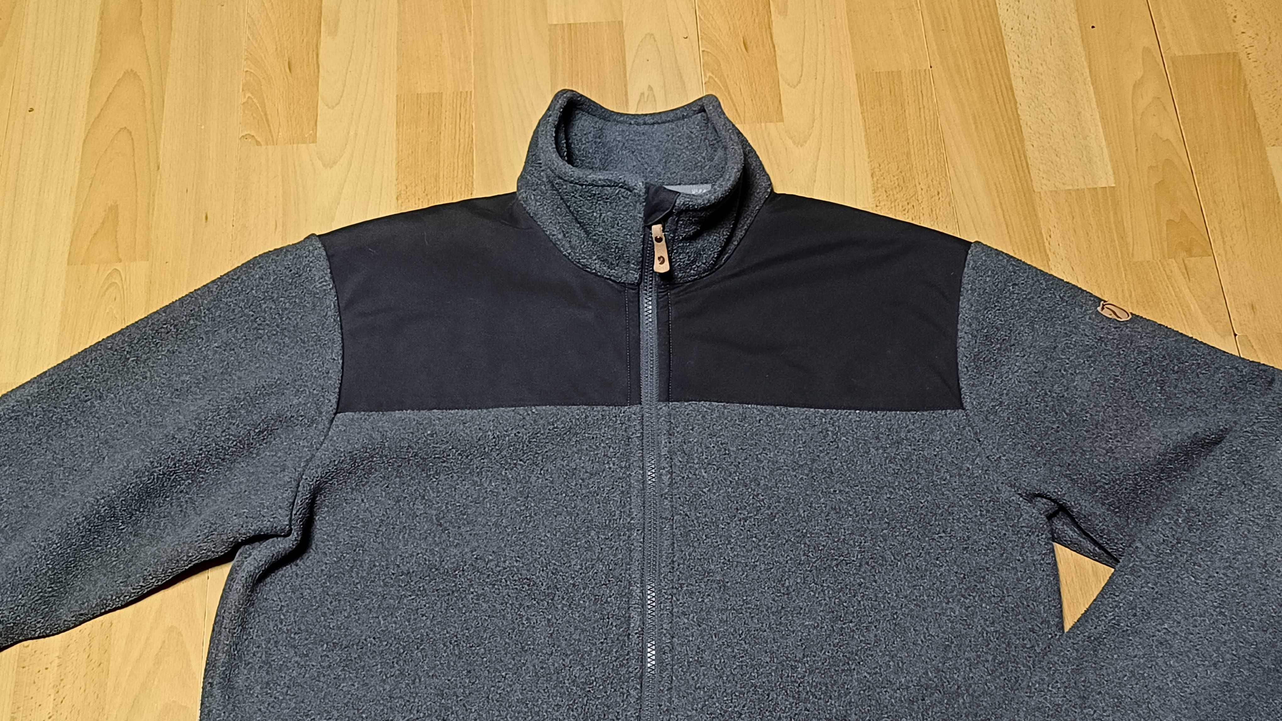 Męska kurtka polarowa FJALLRAVEN r.XL stan bardzo dobry