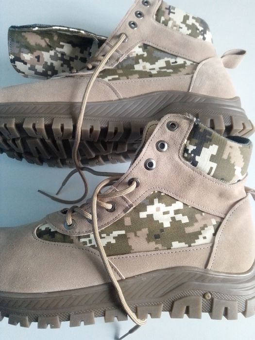 Ботинки демисезонные 47 размера