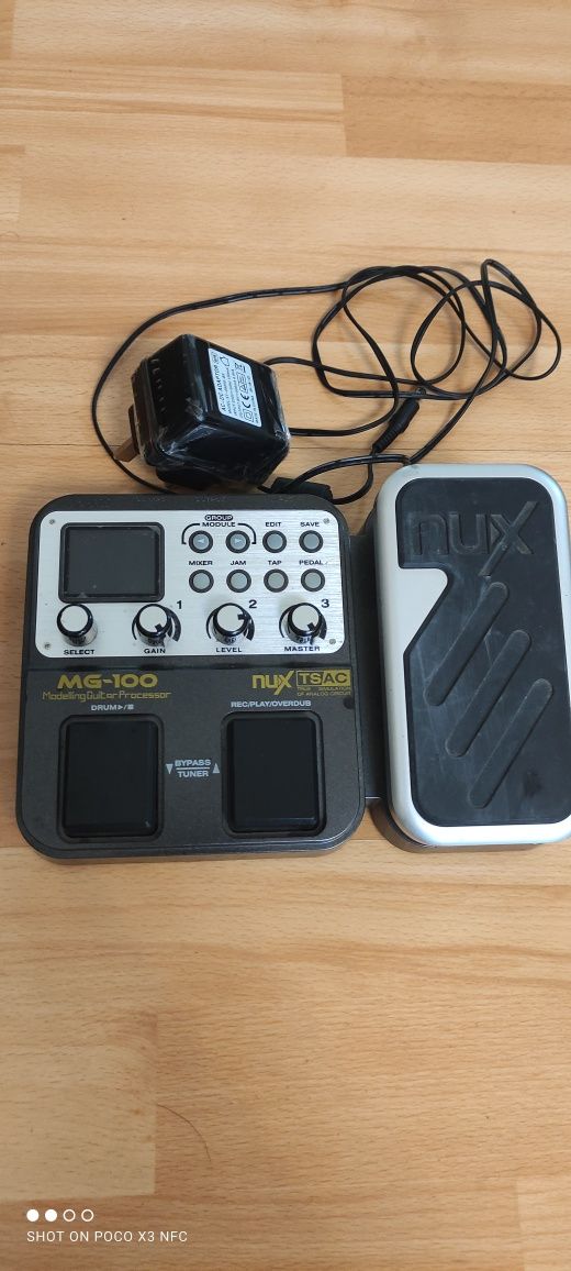 Nux MG 100 Efekt-Procesor gitarowy