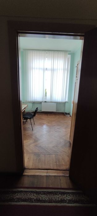 Житомир. Оренда офіс  9,8 кв.м. від власника