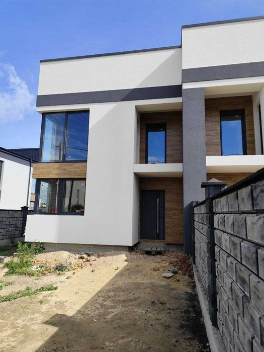 Продам стильний котедж !! Район жк на Щасливому!!!