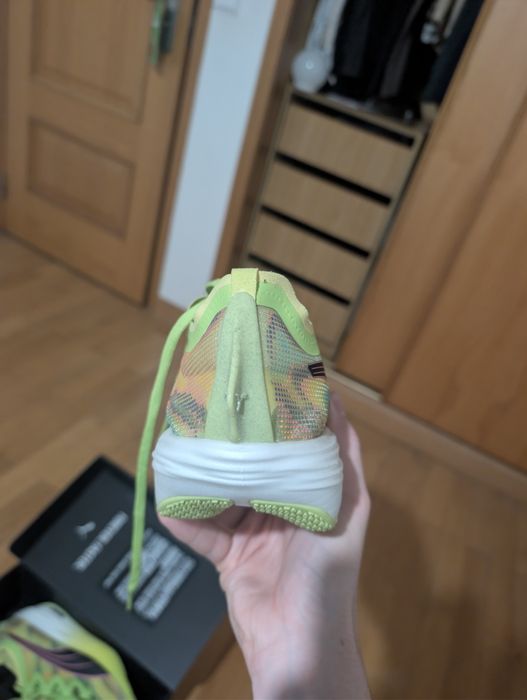 Tênis puma com placa