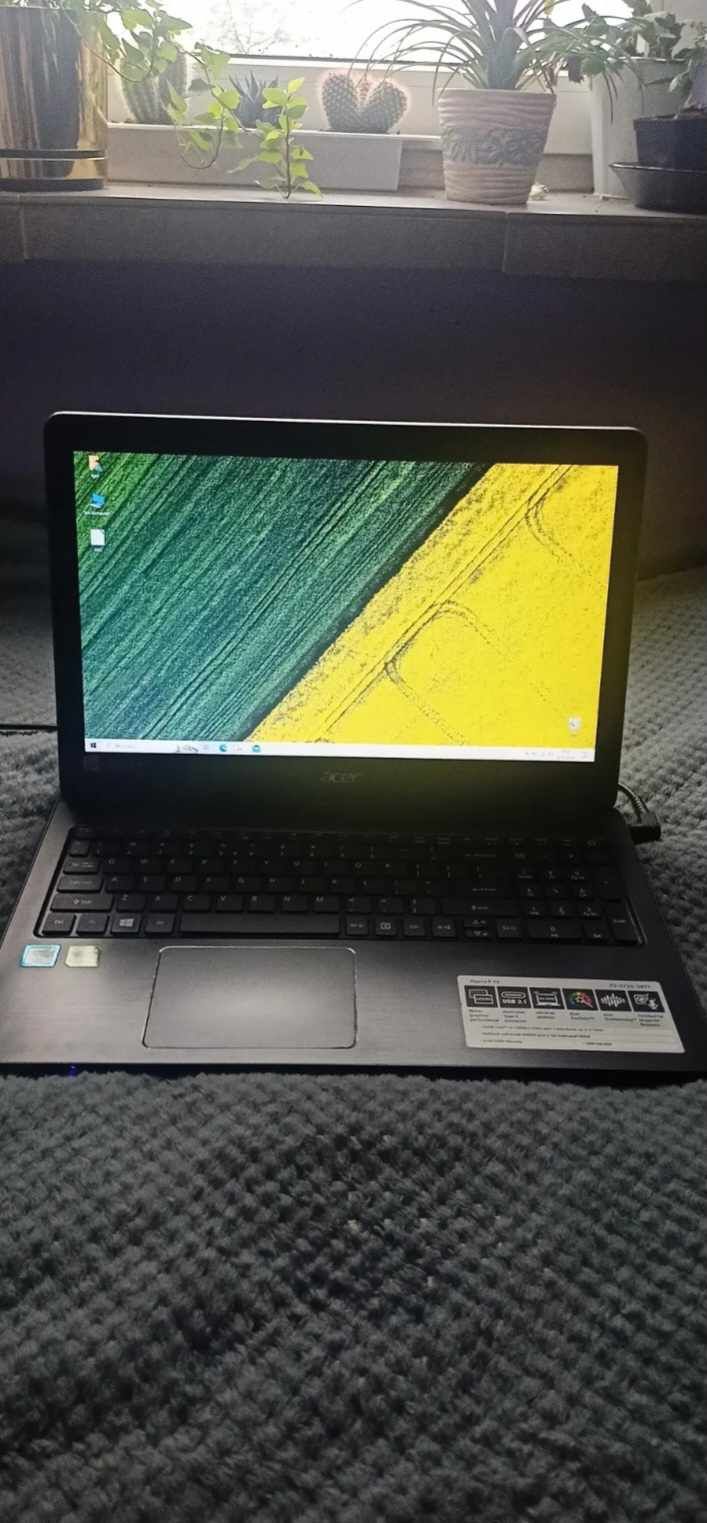 Laptop Acer Aspire f15