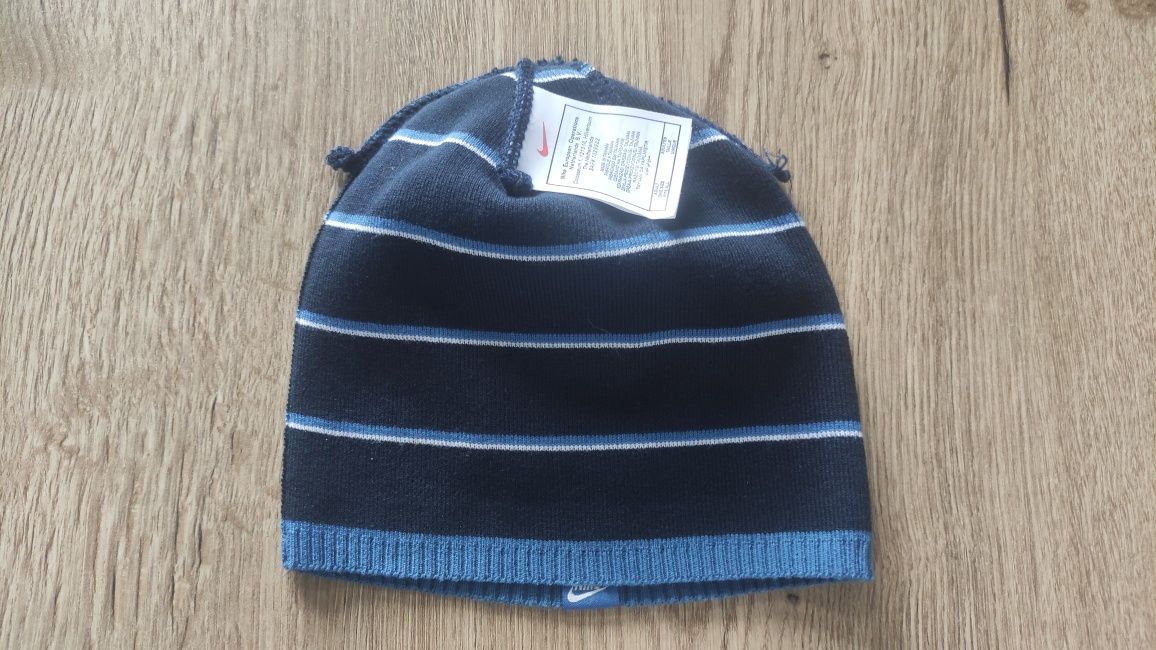 Chłopięca wiosenna  czapka Nike wiek ok 4-5 lat