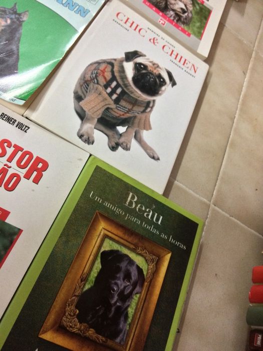 Cães, Livros de Cães, ofereço portes de envio, Preço por livro.