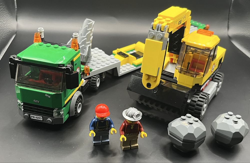Lego City 4203 Koparka z transporterem Tir